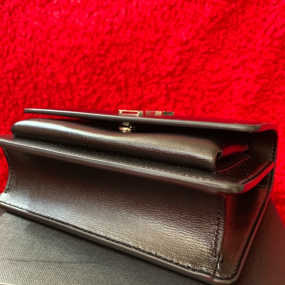 Sunset Chain Wallet Mini - Picture 4 of 6